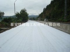 復(fù)合土工膜對施工環(huán)境有什么要求呢？
