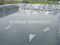 哪些因素是會(huì)影響魚(yú)塘防滲膜的溶化速度？