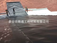 污水處理防滲膜損壞，這 5 大自然因素是主要原