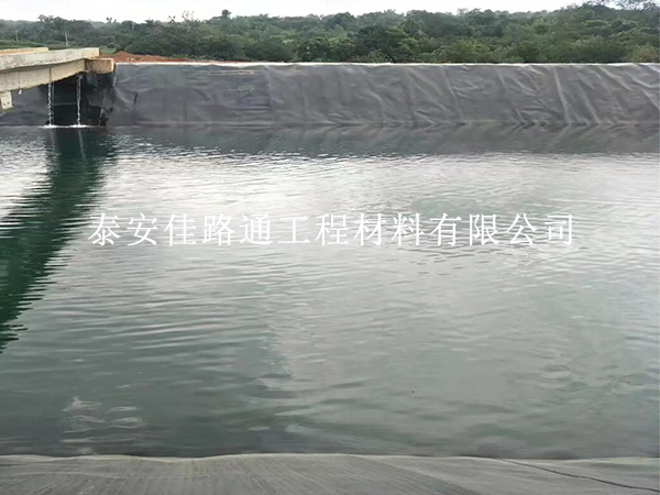 垃圾填埋場防滲膜總破損？6 大根源一次說清