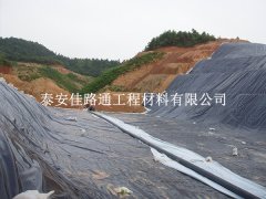 垃圾填埋場防滲膜裁剪，這些技巧讓施工更省心