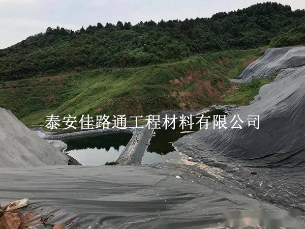 尾礦庫(kù)防滲膜延伸率總不達(dá)標(biāo)？這幾個(gè)關(guān)鍵因素你可能忽略了